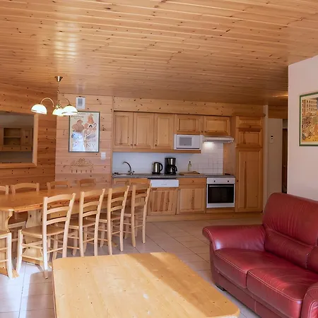 Casa-chalet Du Merle 1 : Refuge Alpin A Champagny Chalet La Plagne